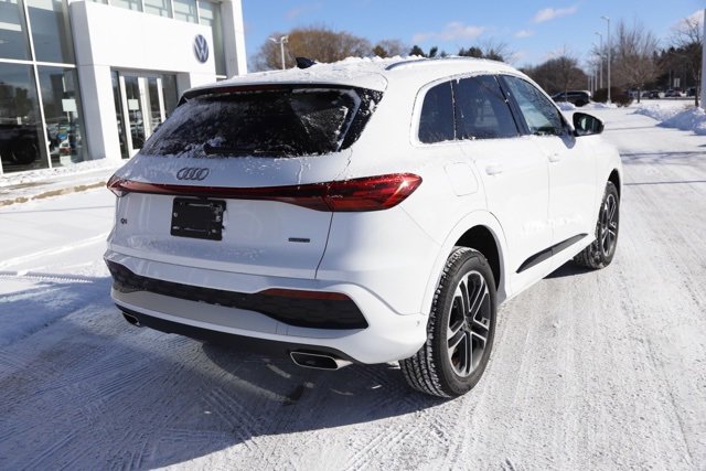 New 2025 Audi Q5 Premium image 3