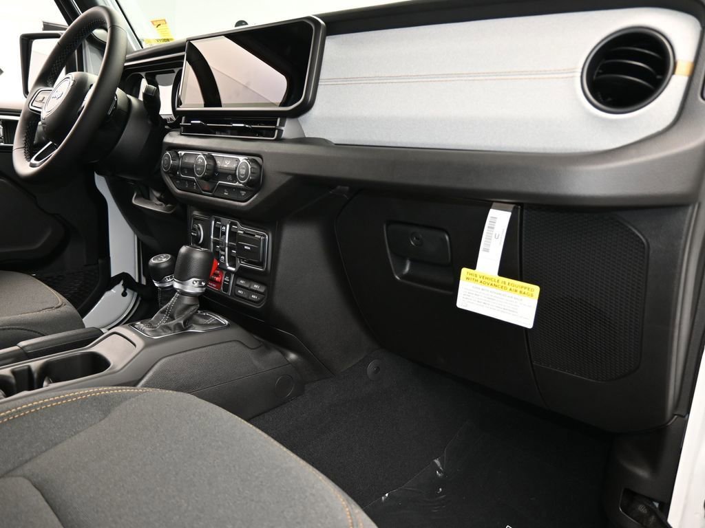 New 2026 Jeep Gladiator Willys image 39