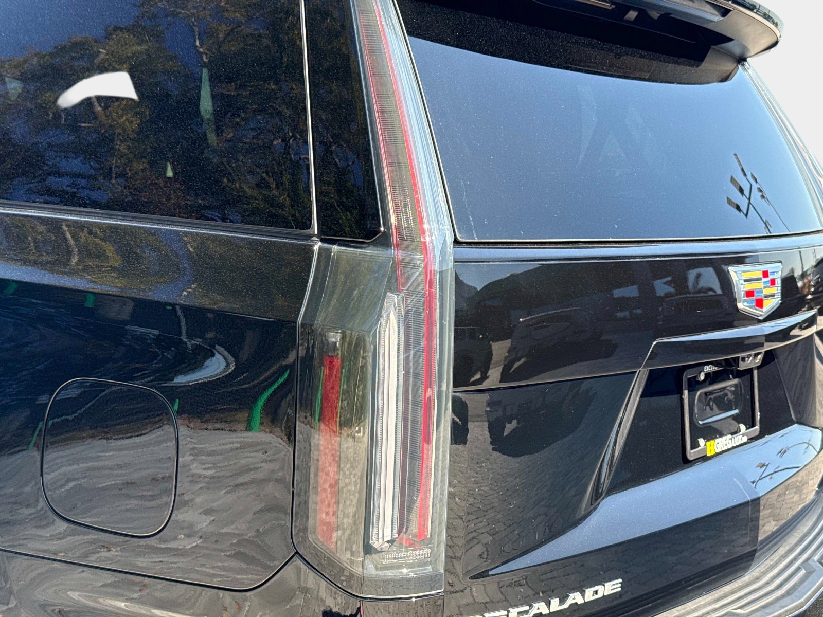 Used 2026 Cadillac Escalade Platinum Sport image 16