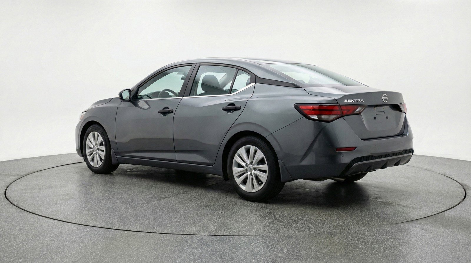 Used 2025 Nissan Sentra S image 6