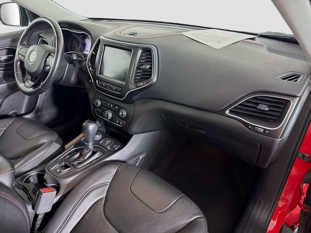 Used 2019 Jeep Cherokee Trailhawk AWD/4WD image 29