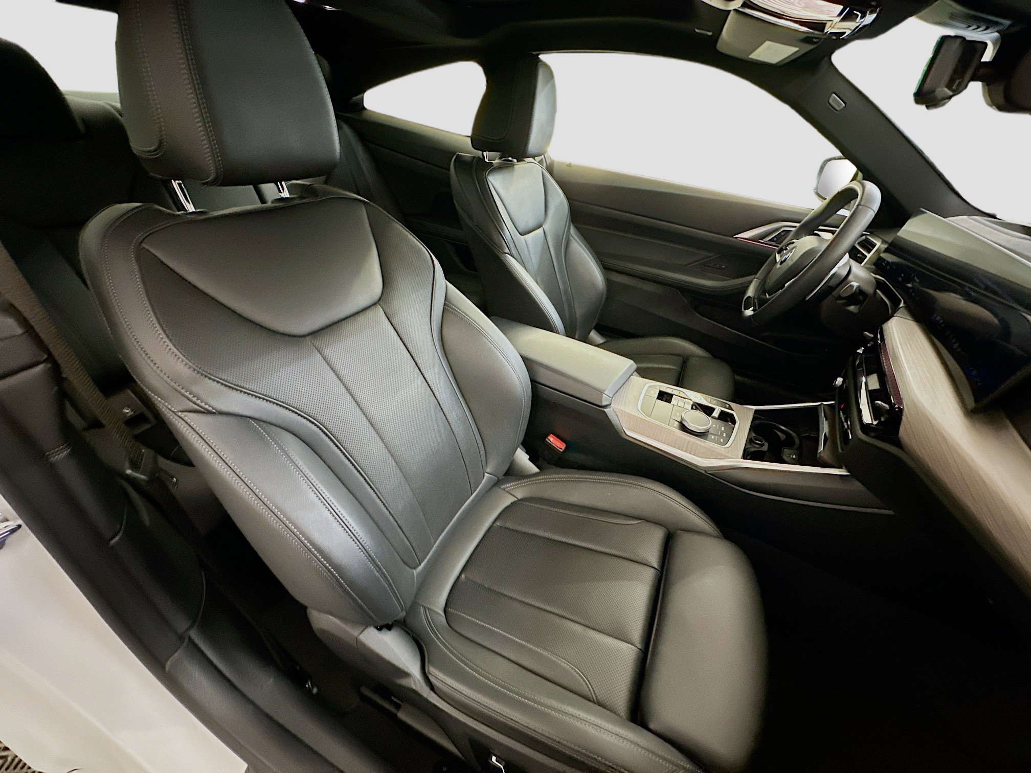 Used 2025 BMW 430i xDrive Coupe image 32