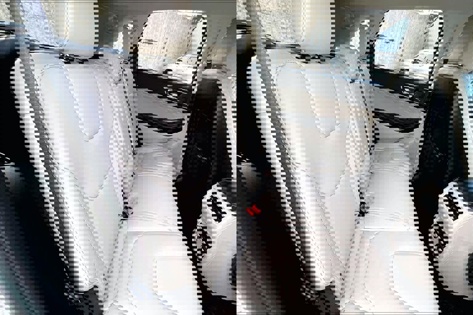 Used 2021 Ford Edge Titanium FWD image 20