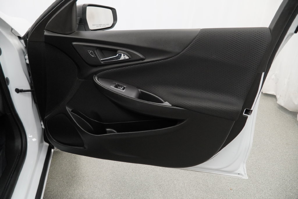 Certified 2023 Chevrolet Malibu LS FWD image 37