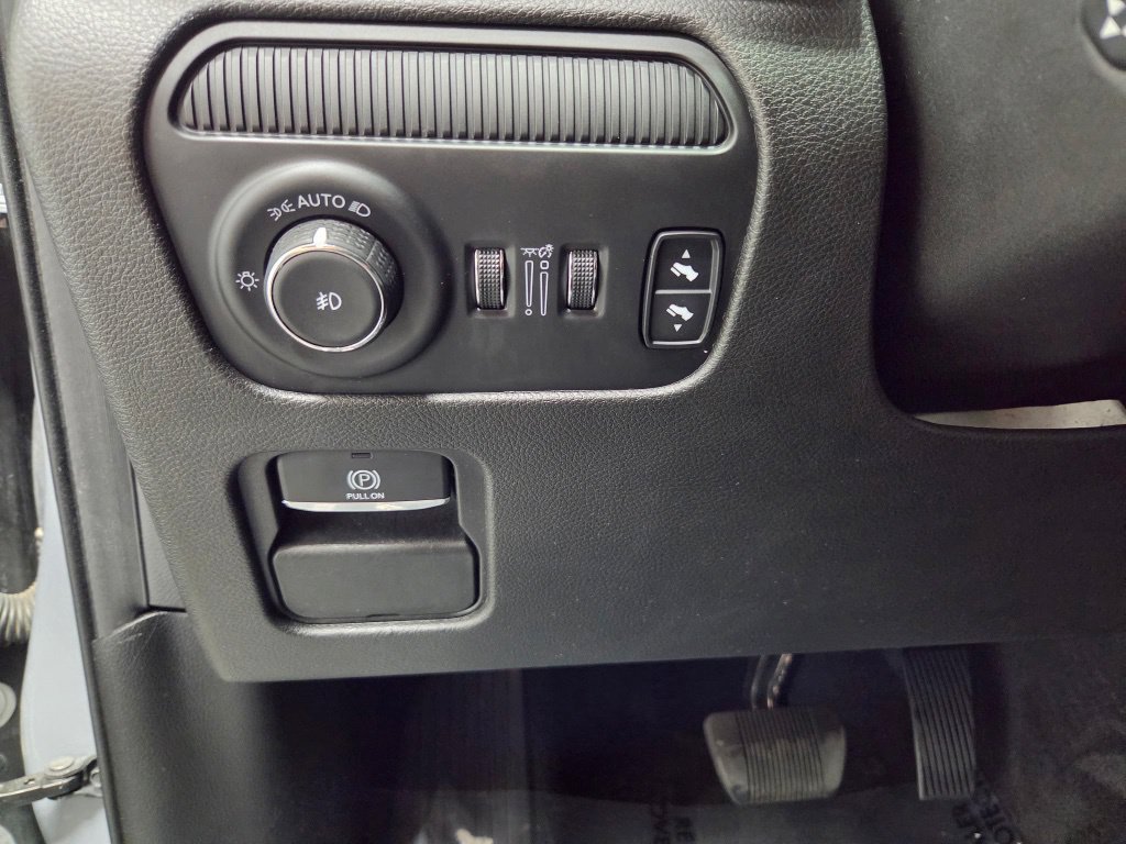 Used 2024 Jeep Wagoneer Series II AWD/4WD image 29