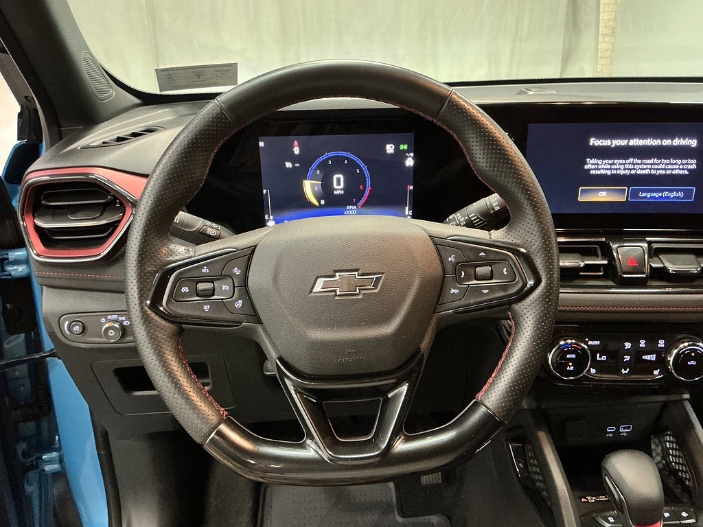 Used 2025 Chevrolet TrailBlazer RS w/ Convenience Package FWD image 16