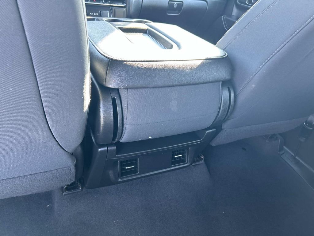 Used 2022 Chevrolet Silverado 2500 Custom image 19