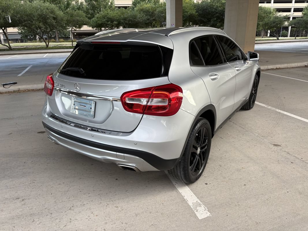 Used 2016 Mercedes-Benz GLA 250 image 8
