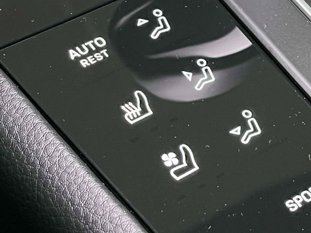 New 2026 Porsche Macan image 35