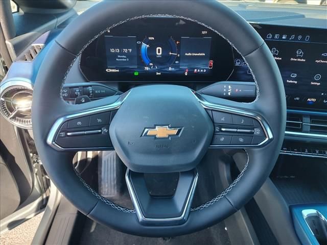 New 2026 Chevrolet Equinox EV LT image 11