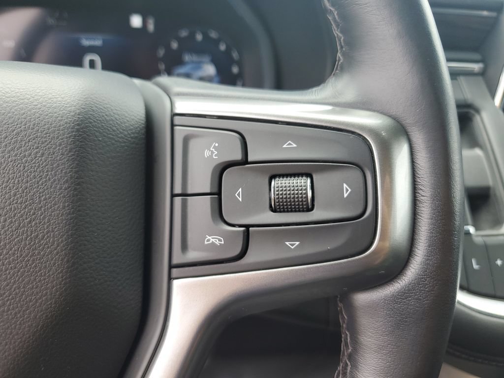 Used 2022 Chevrolet Tahoe LT w/ Luxury Package RWD image 32