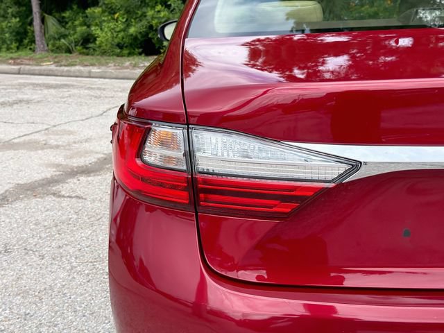 Used 2017 Lexus ES 350 w/ Accessory Package 2 FWD image 10