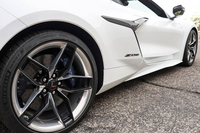 Used 2026 Chevrolet Corvette Z06 w/ Stealth Interior Trim Package RWD image 71