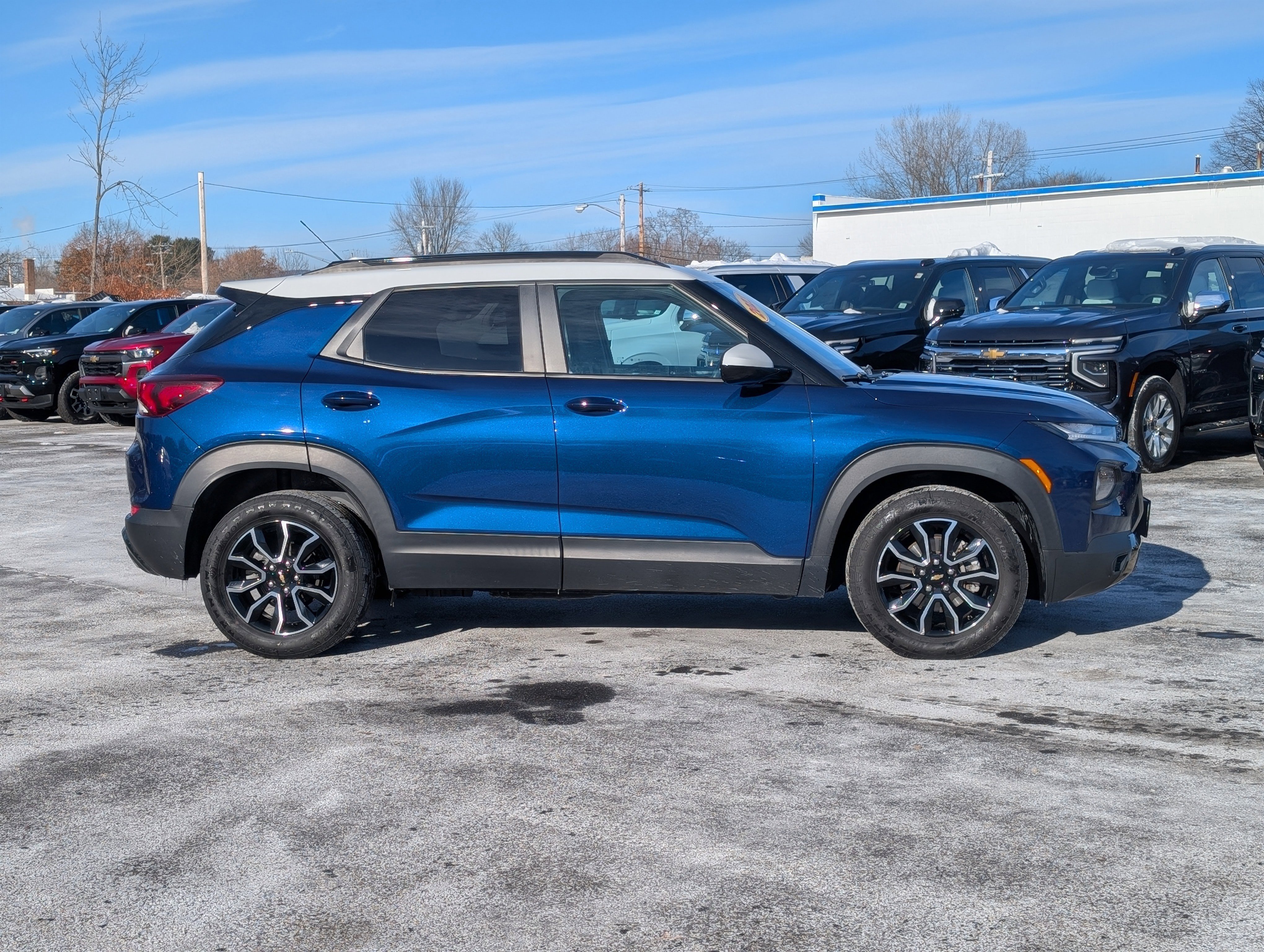 Certified 2023 Chevrolet TrailBlazer ACTIV w/ Convenience Package image 8