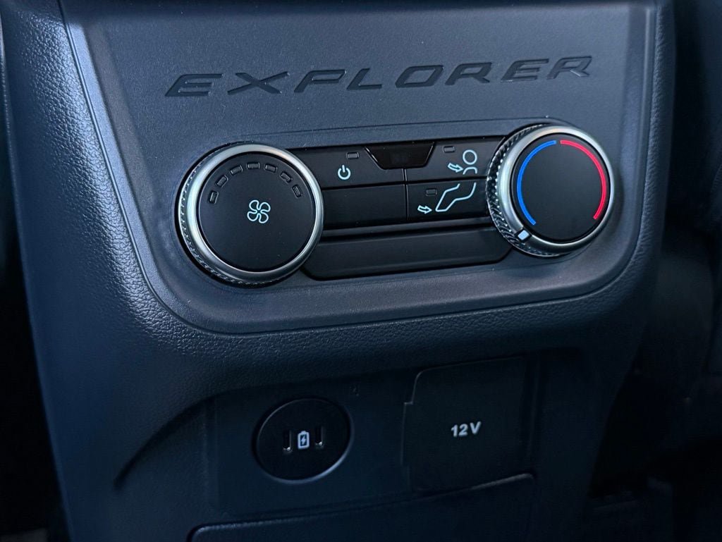 New 2026 Ford Explorer Active w/ Active Comfort Package RWD image 24