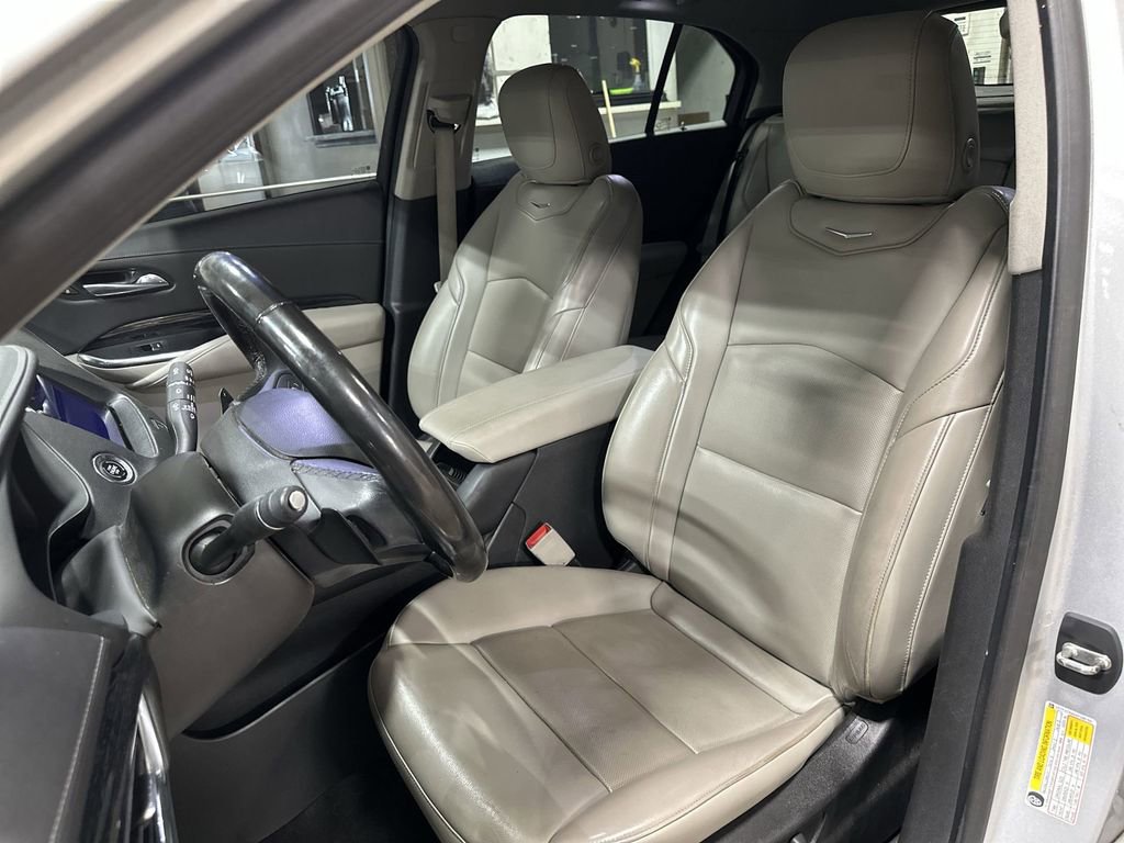 Used 2019 Cadillac XT4 Premium Luxury FWD image 13