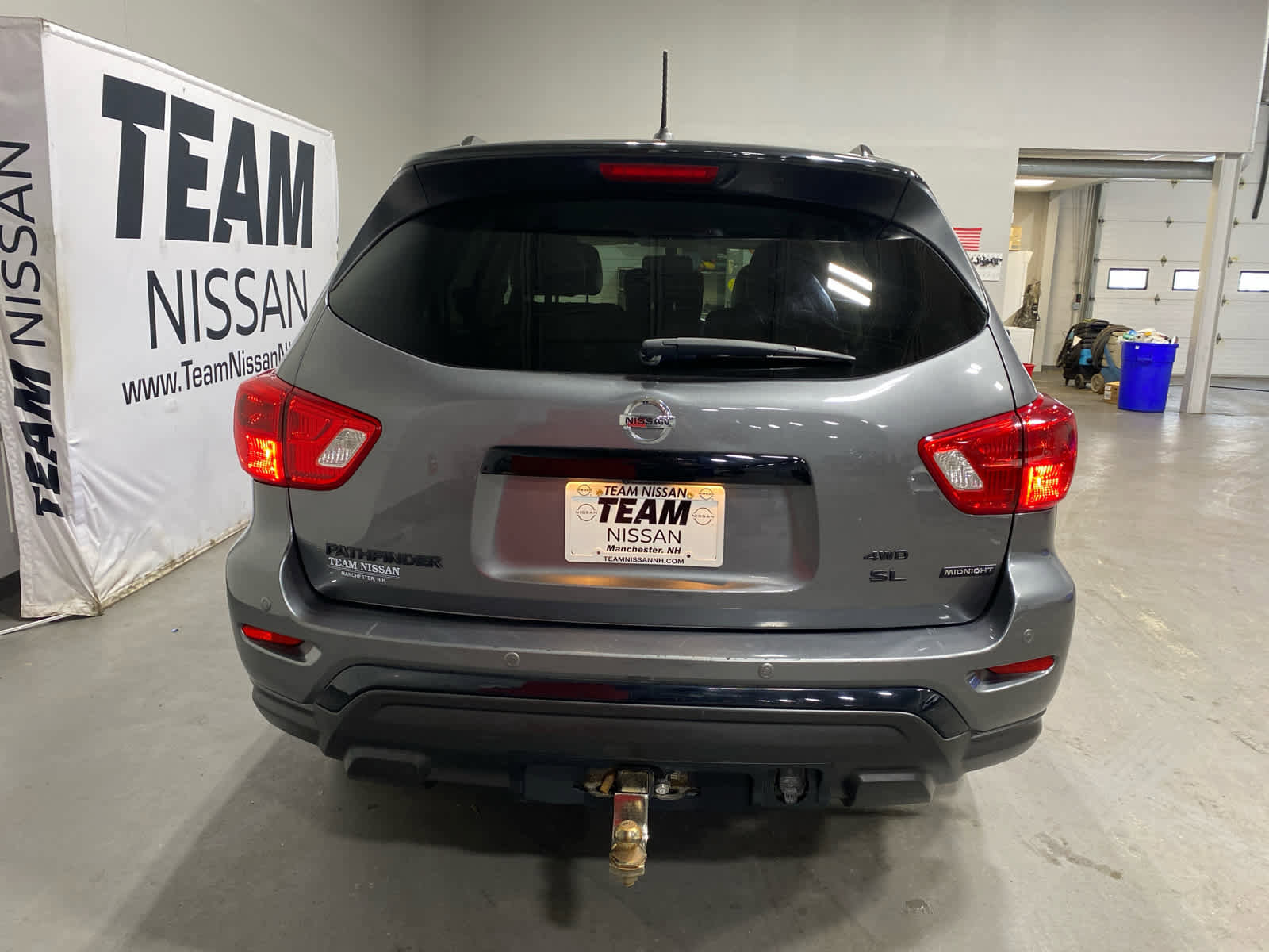 Used 2018 Nissan Pathfinder SL w/ Midnight Edition Package image 5