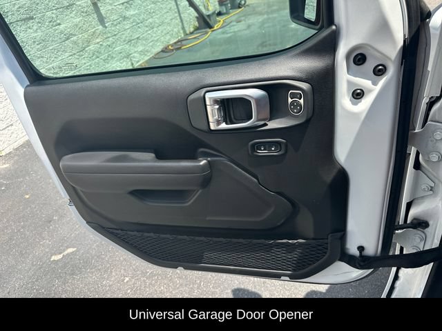 Used 2023 Jeep Wrangler Unlimited w/ 8.4" Radio Group AWD/4WD image 24