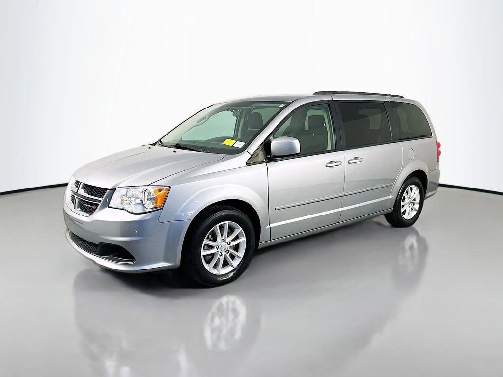 Used 2016 Dodge Grand Caravan SXT FWD image 3
