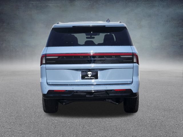 New 2026 Lincoln Navigator Reserve w/ Jet Appearance Package AWD/4WD image 6