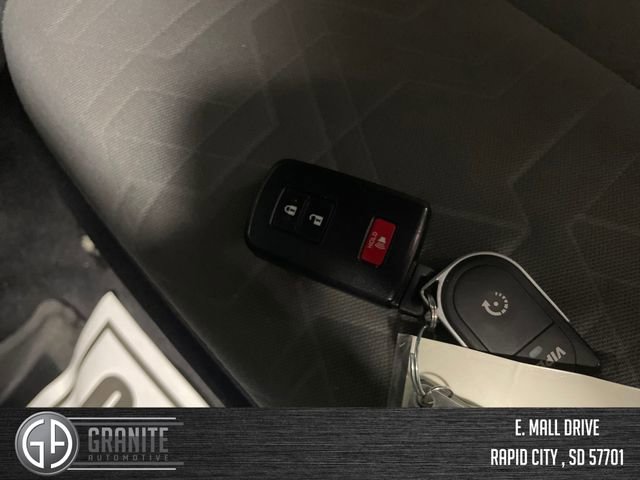 Used 2020 Toyota Tacoma TRD Sport w/ Technology Package image 26