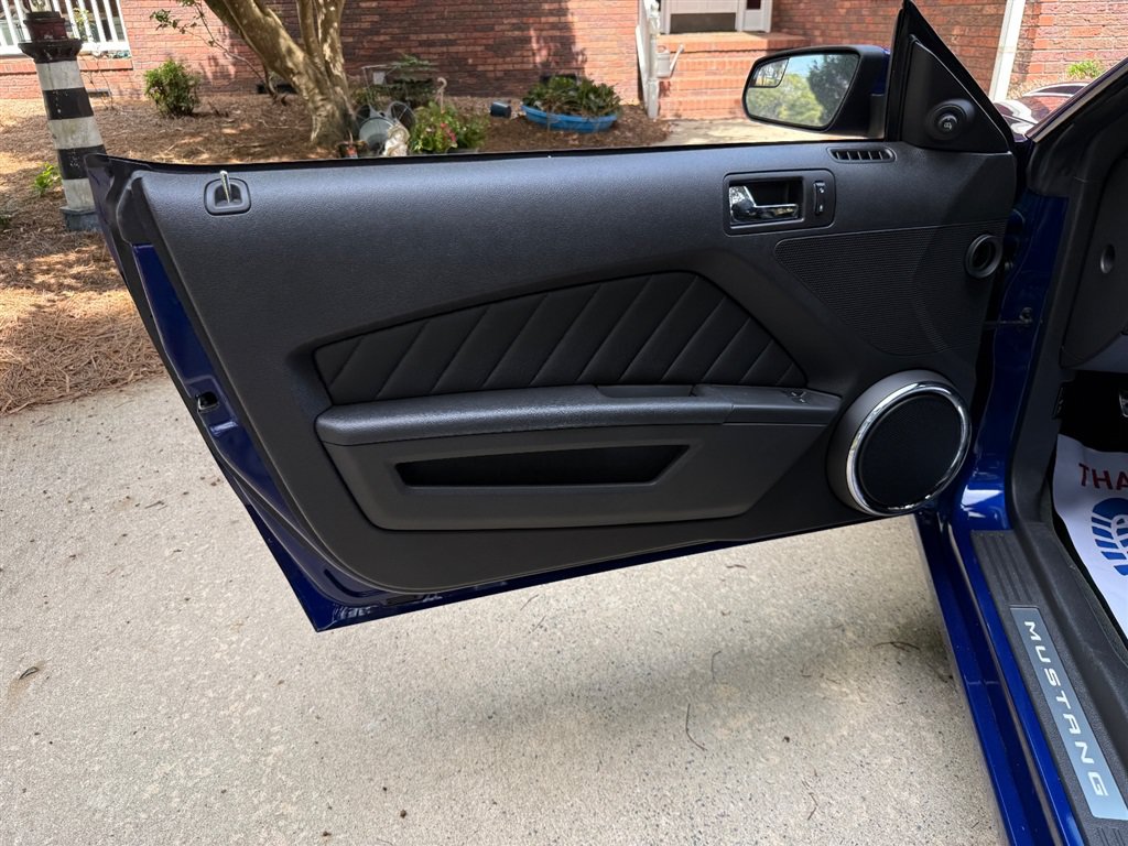 Used 2014 Ford Mustang GT Premium w/ GT Track Package RWD image 41