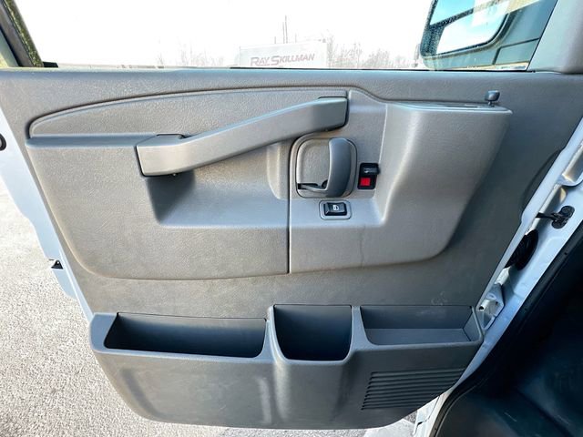 Used 2024 GMC Savana 2500 w/ Driver Convenience Package image 25