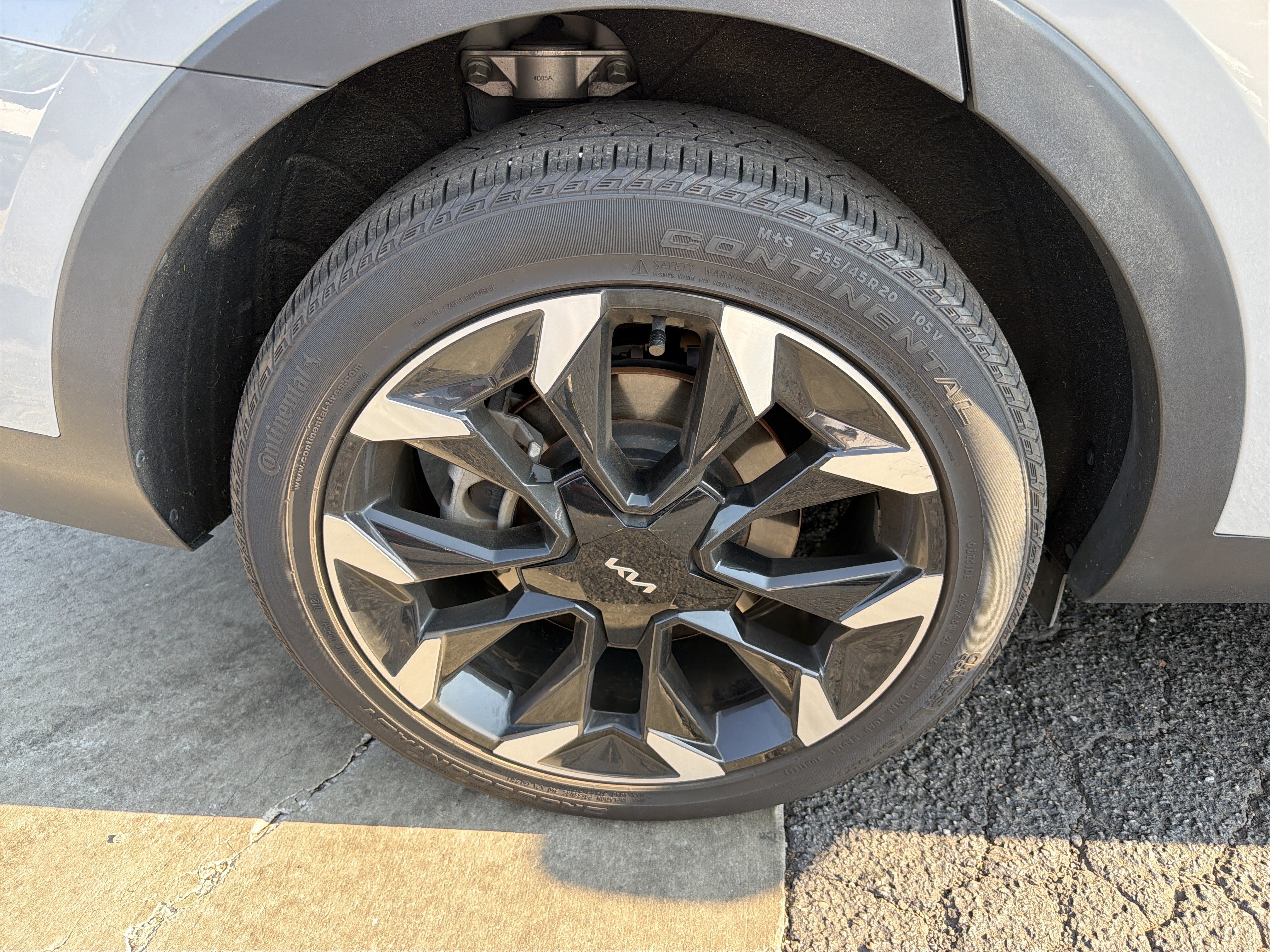 Used 2025 Kia Sorento EX FWD image 8