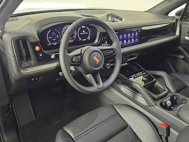 Certified 2026 Porsche Cayenne E-Hybrid image 4