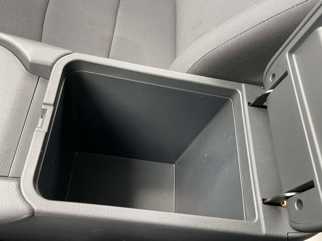 Used 2025 Nissan Sentra S image 28