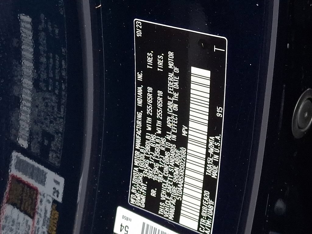 Certified 2024 Toyota Grand Highlander AWD image 31