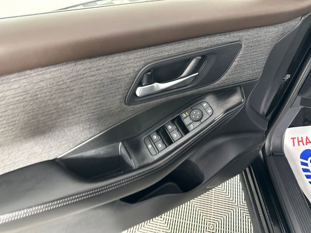 Used 2023 Nissan Rogue SV image 20