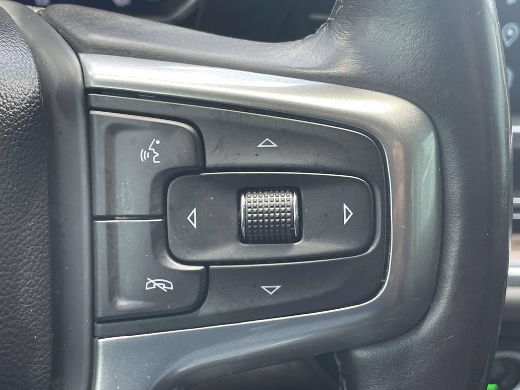 Used 2022 Chevrolet Silverado 1500 LT AWD/4WD image 25