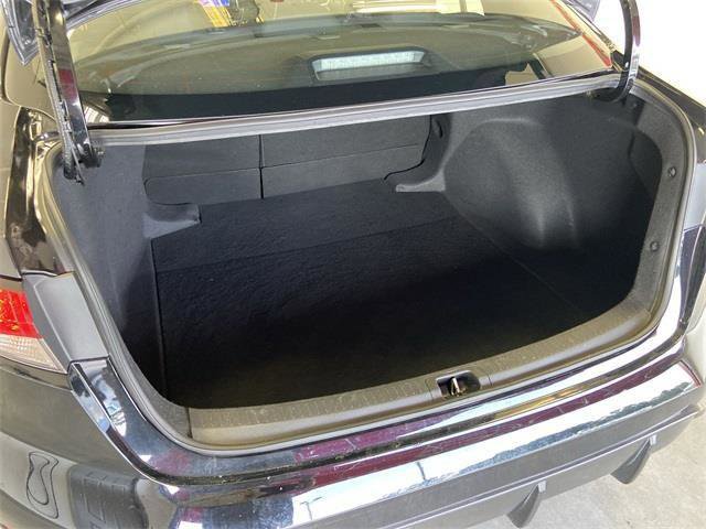 Certified 2025 Toyota Corolla SE image 32