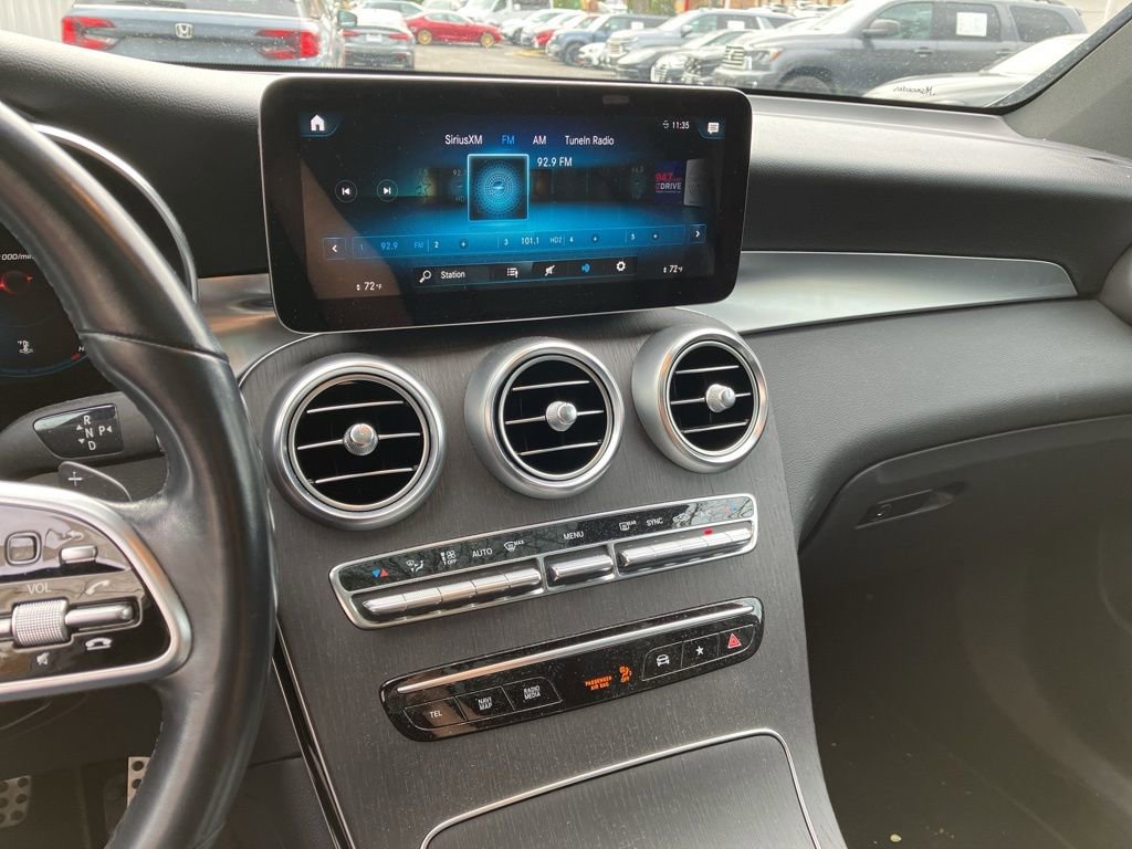Used 2022 Mercedes-Benz GLC 300 4MATIC w/ AMG Line image 11