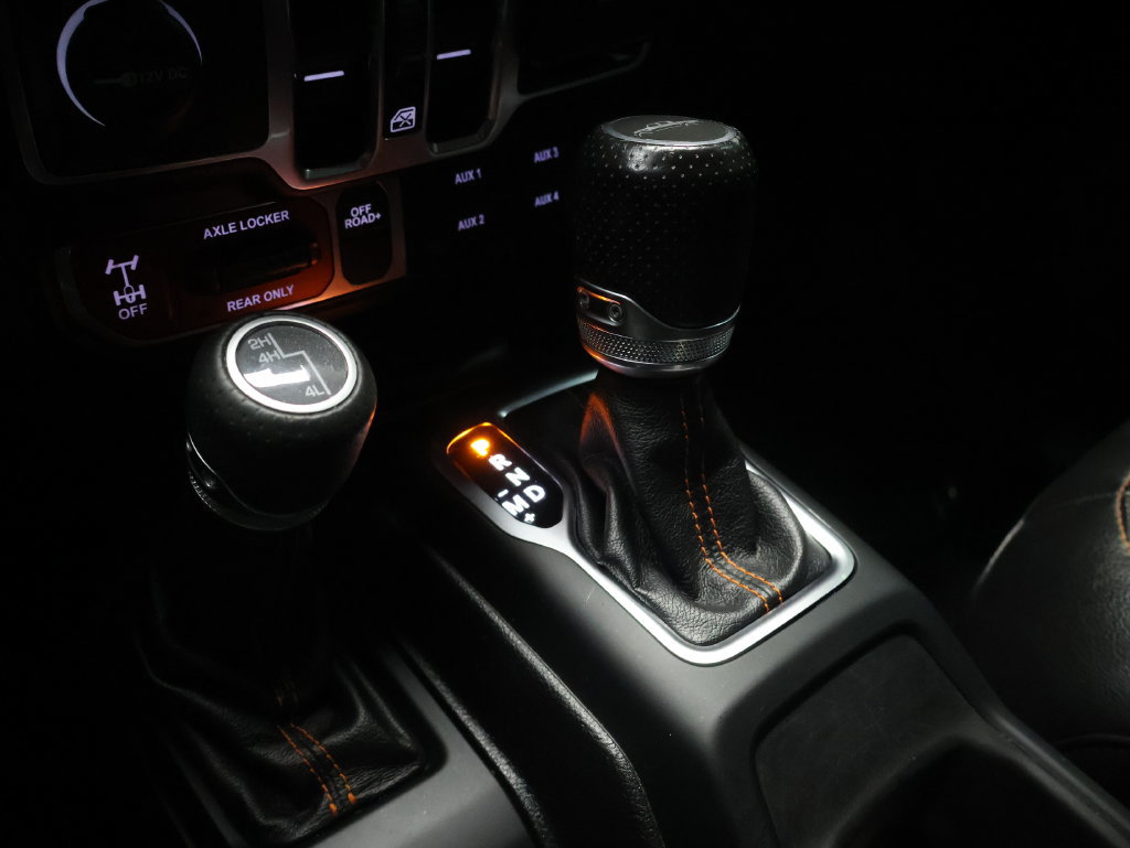 Used 2020 Jeep Gladiator Mojave AWD/4WD image 26