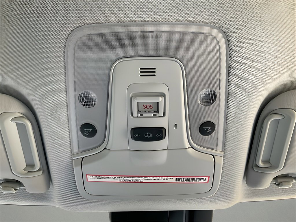 Used 2022 Toyota Prius Prime Limited image 28