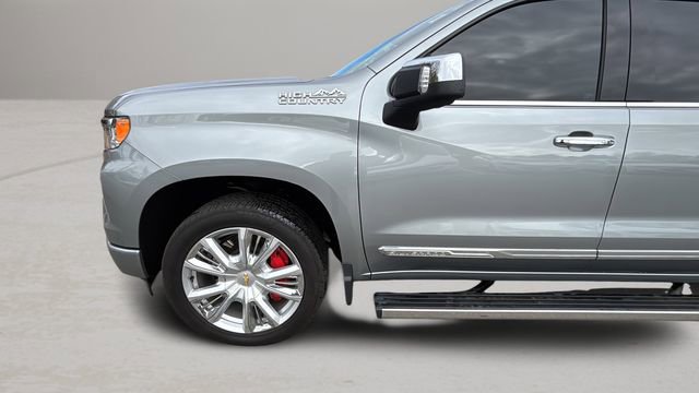 Used 2025 Chevrolet Silverado 1500 High Country image 28