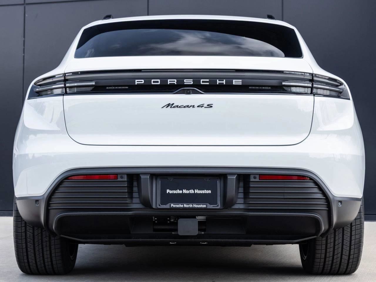 Used 2025 Porsche Macan 4S Electric image 52