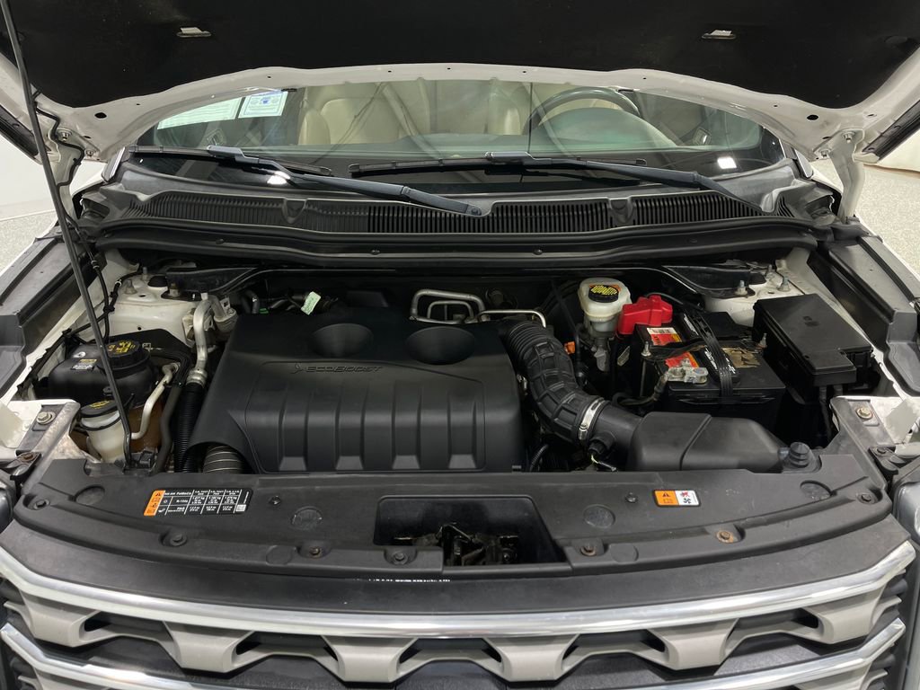 Used 2016 Ford Explorer XLT w/ Equipment Group 202A image 28