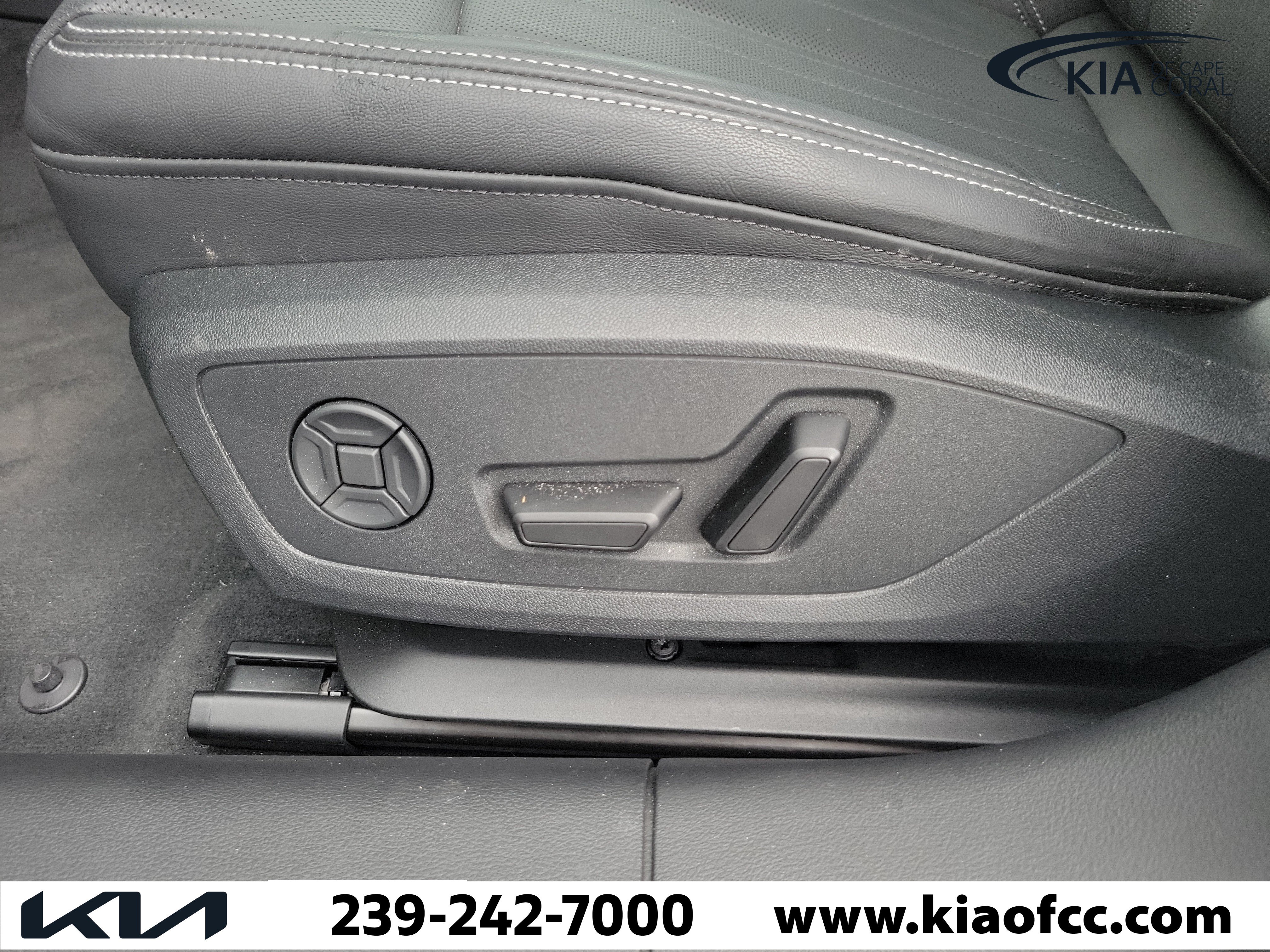 Used 2025 Audi A6 Premium Plus AWD/4WD image 22
