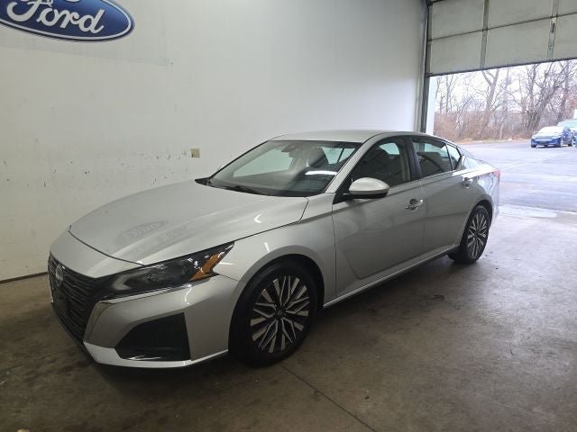 Used 2023 Nissan Altima 2.5 SV FWD image 29