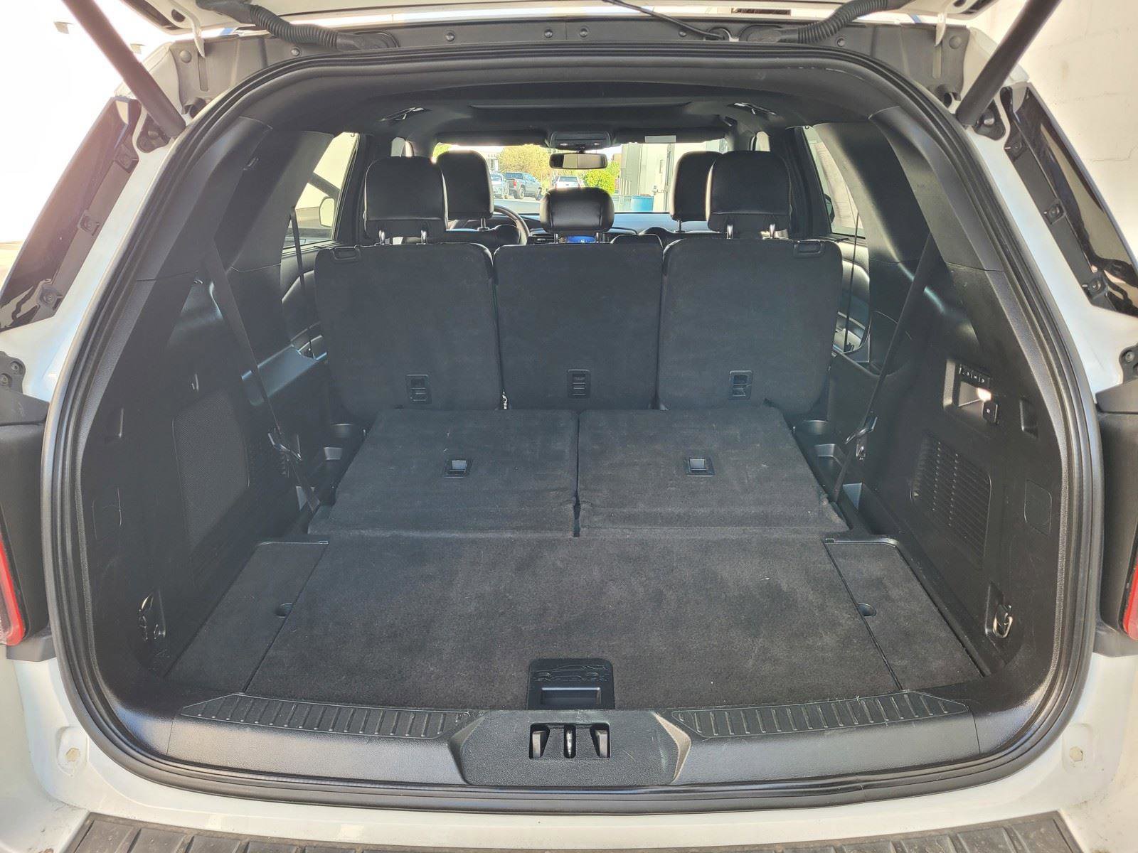 Used 2020 Ford Explorer ST w/ ST Street Pack image 35