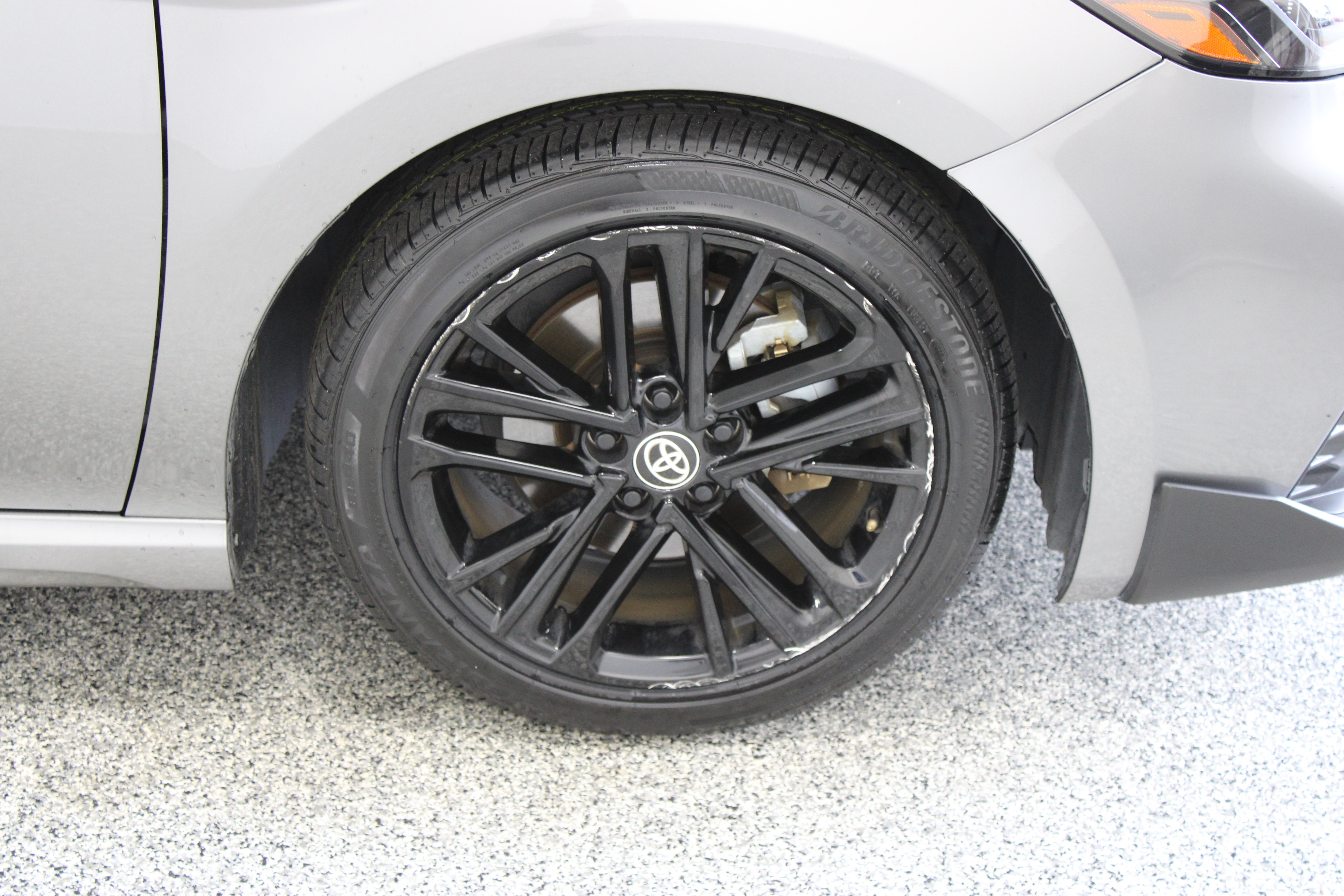 Used 2025 Toyota Camry SE FWD image 5