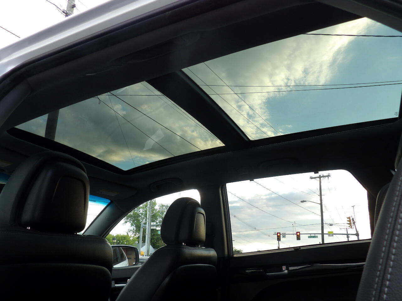 Used 2015 Kia Sorento SX image 29