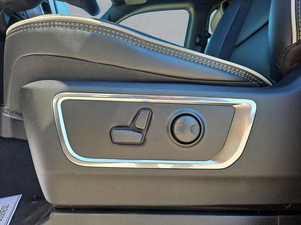 New 2026 RAM 1500 Laramie w/ Night Edition image 17