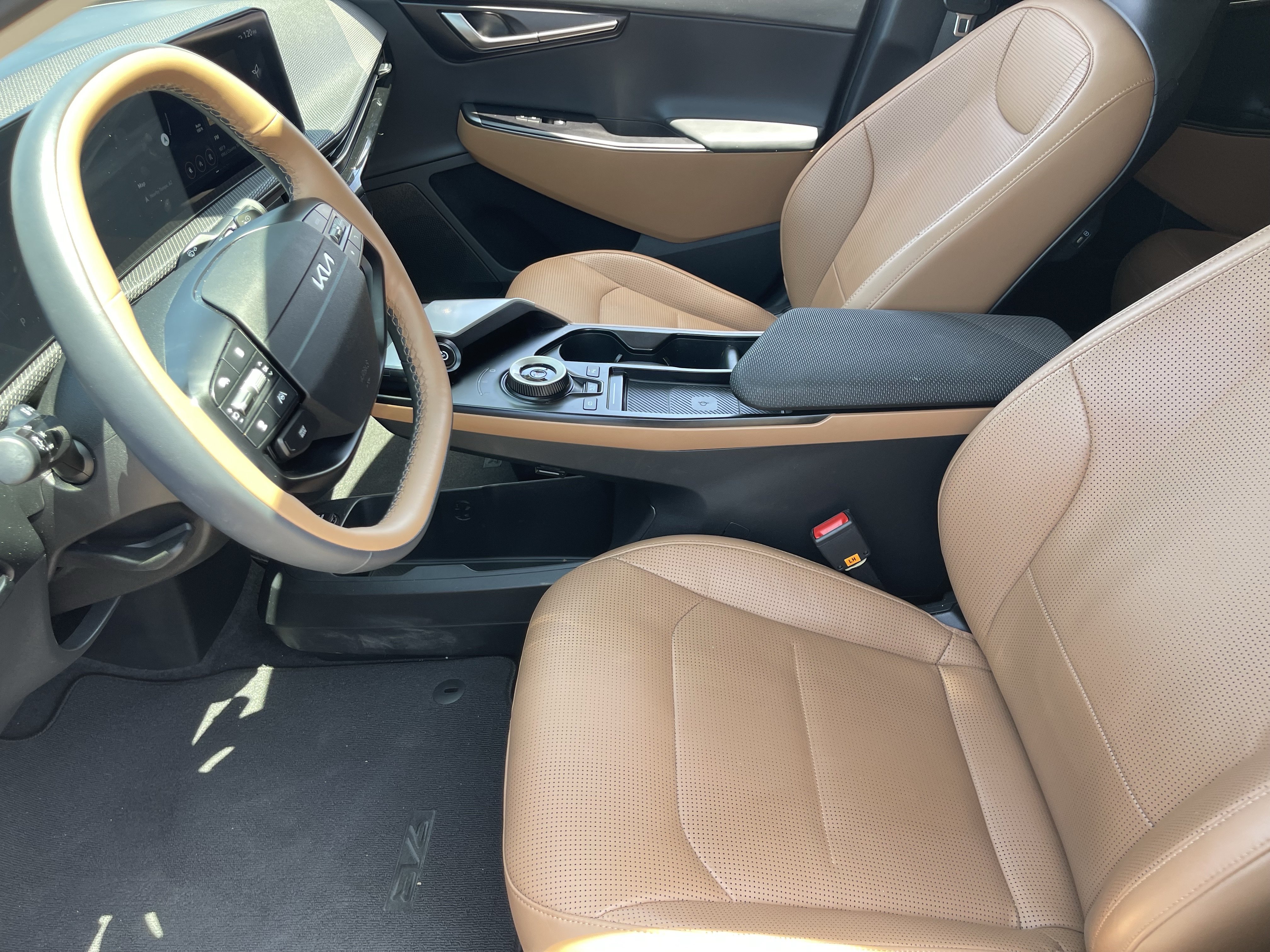 Certified 2025 Kia EV6 Wind RWD image 18