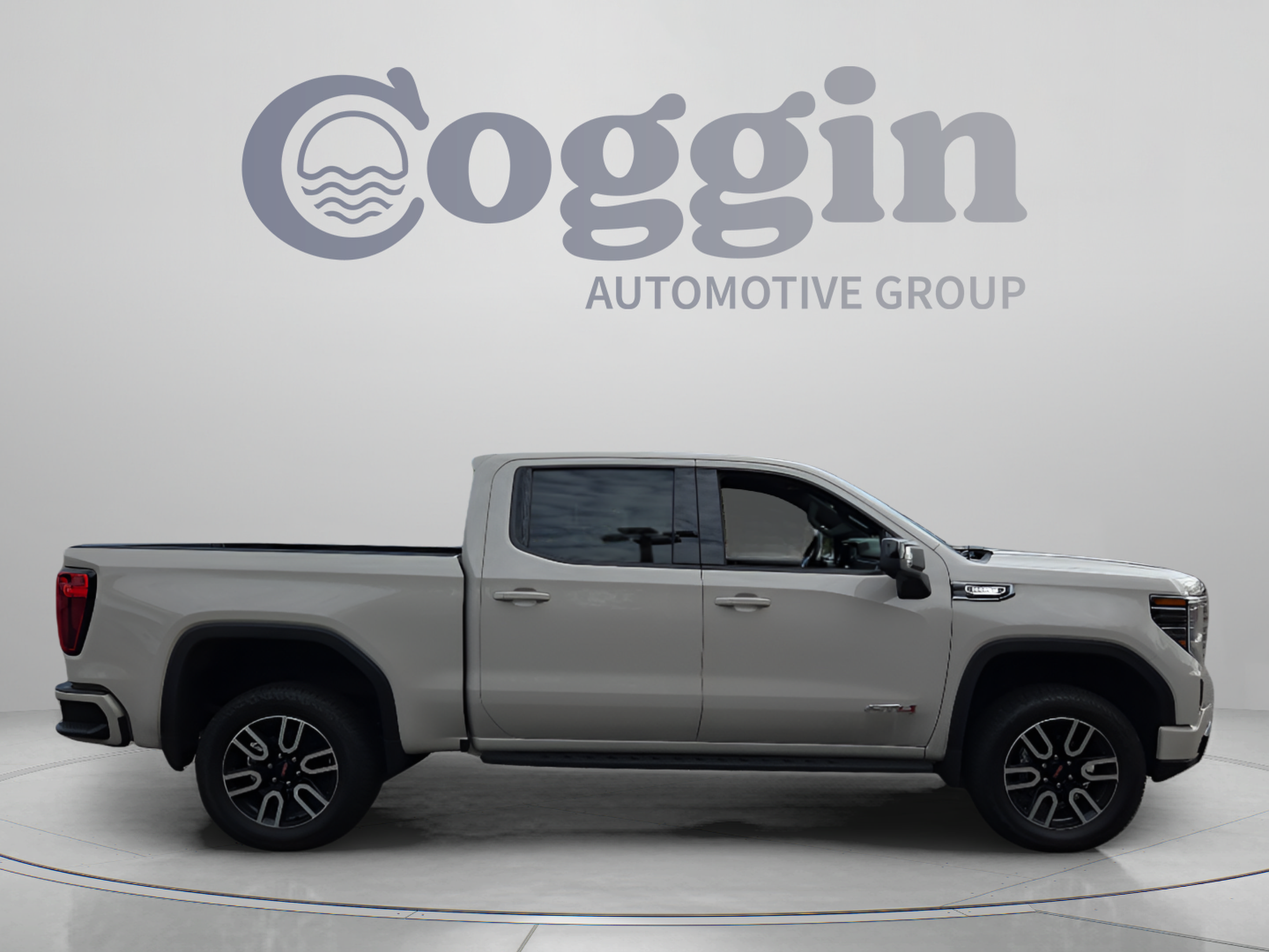 Used 2026 GMC Sierra 1500 AT4 w/ AT4 Premium Package AWD/4WD image 6