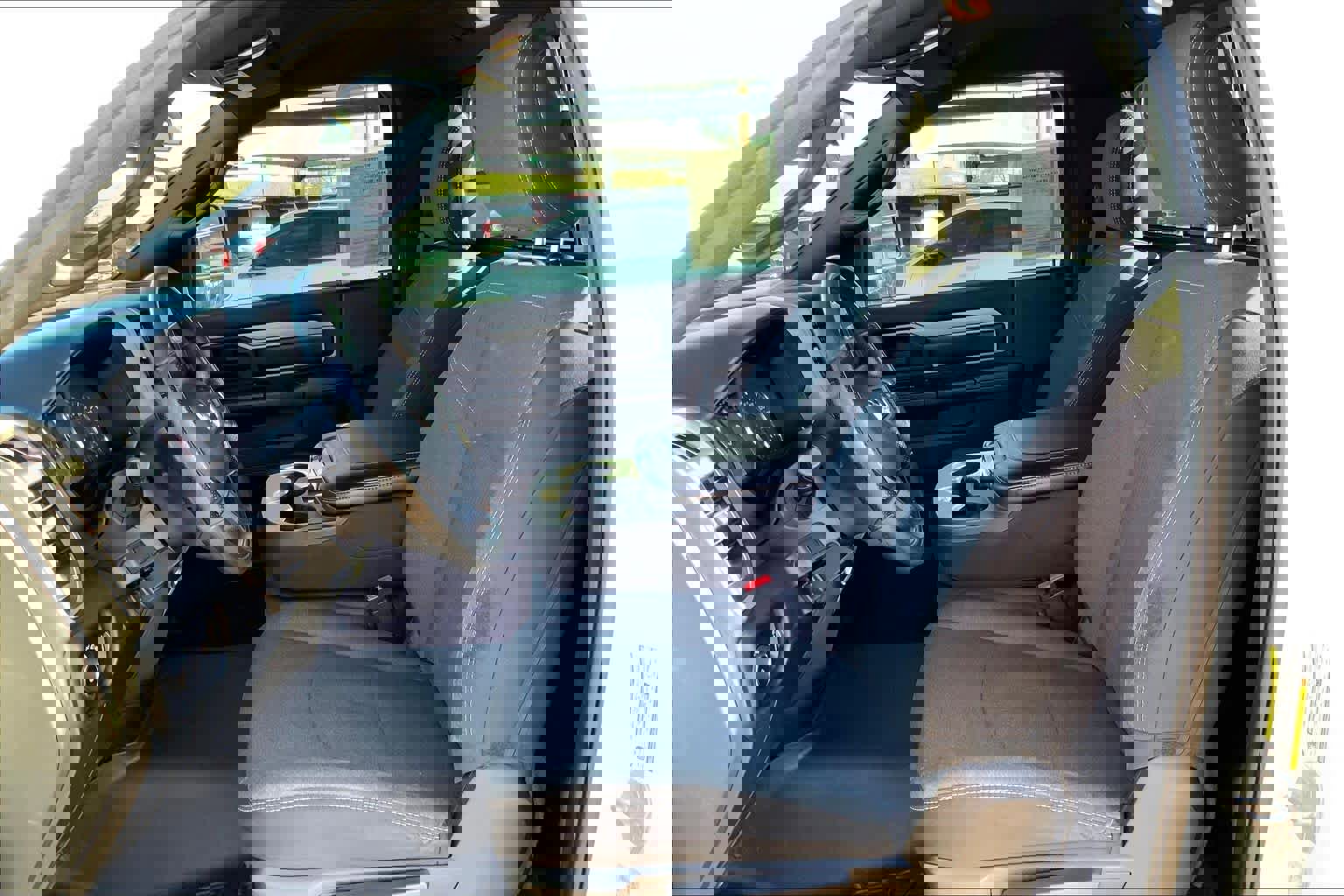 Used 2024 RAM 3500 Tradesman w/ Chrome Appearance Group image 8