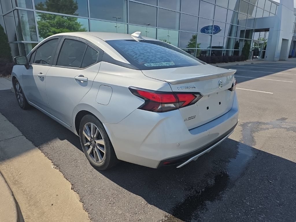 Used 2020 Nissan Versa SV FWD image 8